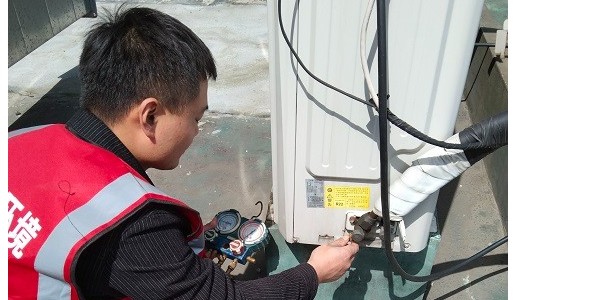 螺桿中央空調維修步驟