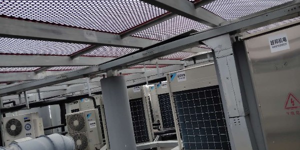 辦公樓中央空調主機安裝在哪？