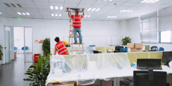 家用維修保養中央空調濾網日常清洗的方法
