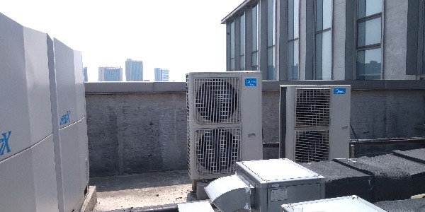 空調(diào)外機(jī)清洗有必要嗎