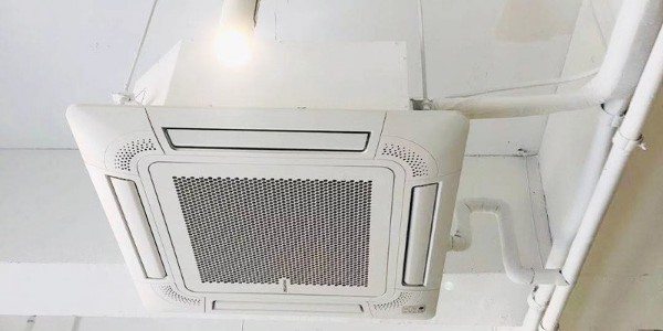 以上就是上海越邦機電小編跟大家講解的內容，如果您有相關中央空調安裝、中央空調節能改造方案、中央空氣凈化、中央空調維護保養、熱水凈水、新風排風、空氣能等業務上的問題，可以咨詢我們的在線客服，或者直接撥打我們的免費熱線電話400-6969-298或199-0169-9929，我們將竭誠為您服務。越邦機電原創文章，抄襲必究，轉載請注明出處并附帶本文鏈接