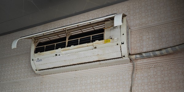 怎樣清洗空調(diào)室內(nèi)掛機(jī)