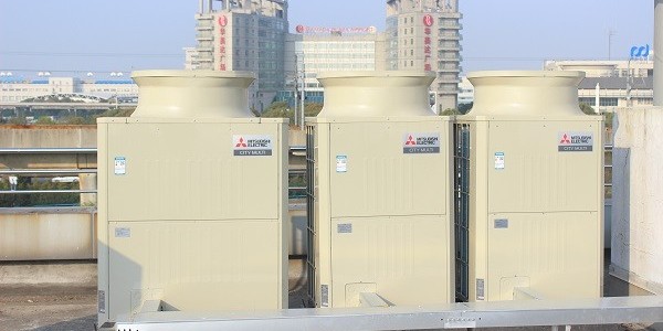 越邦機電-中央空調(diào)安裝清洗方法、原因、分類、注意問題詳解