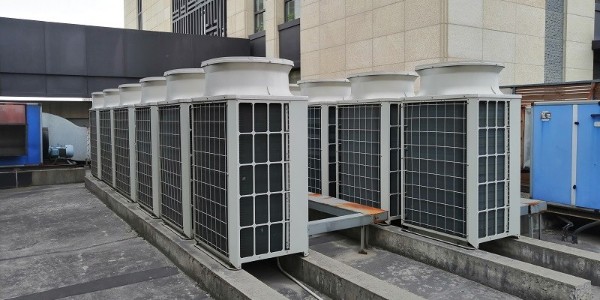 中央空調設備