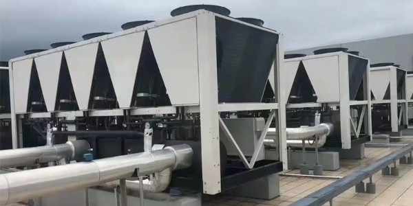 工業廠房空調風冷熱泵冷熱水機組設備介紹
