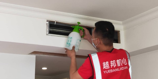 清洗中央空調(diào)風(fēng)口和濾網(wǎng)，誰(shuí)都可以嗎-上海中央空調(diào)維護(hù)保養(yǎng)